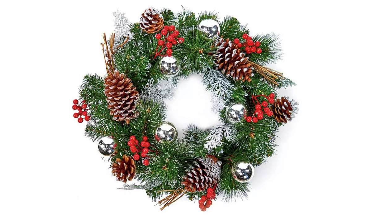 Premier 40cm Dressed Wreath Silver