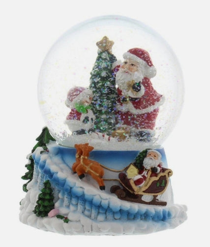 Festive 15cm wind up musical Santa scene Snowglobe